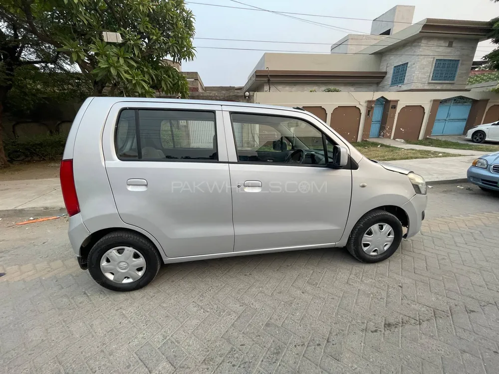 سوزوکی ویگن آر 2016 for Sale in جہلم Image-1