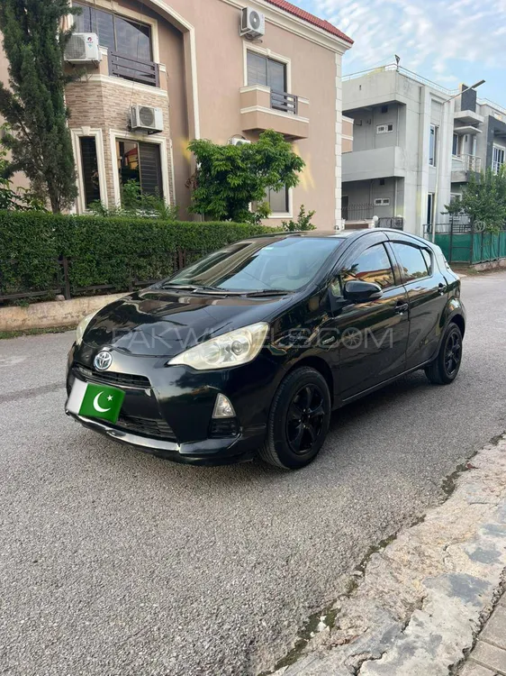 Toyota Aqua 2012 for Sale in Islamabad Image-1