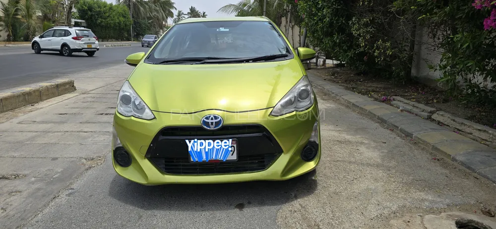 Toyota Aqua 2015 for Sale in Karachi Image-1