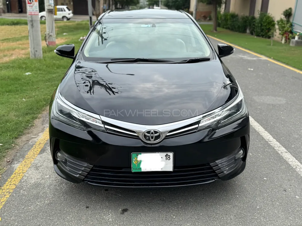 Toyota Corolla 2018 for Sale in Faisalabad Image-1
