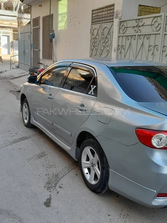 Toyota Corolla 2011 for Sale in Peshawar Image-1