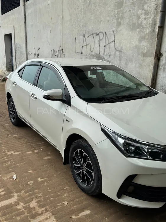 Toyota Corolla 2019 for Sale in Jalalpur Jattan Image-1