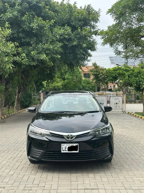 Toyota Corolla 2020 for Sale in Lahore Image-1