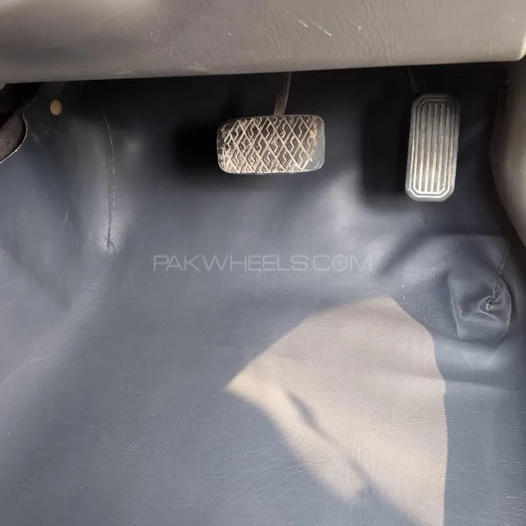 Toyota Corolla 1998 for Sale in Islamabad Image-1