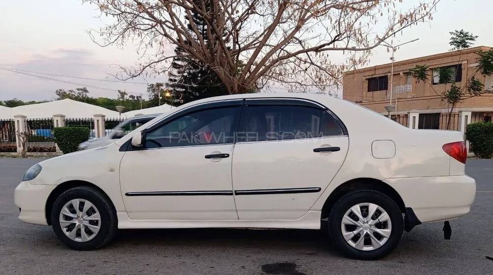 Toyota Corolla 2004 for Sale in Lakki marwat Image-1