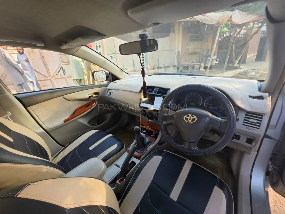 Toyota Corolla 2010 for Sale in Karachi Image-1