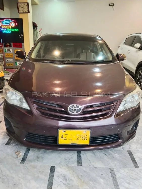 Toyota Corolla 2013 for Sale in Karachi Image-1