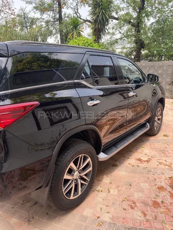 Toyota Fortuner 2018 for Sale in Islamabad Image-1