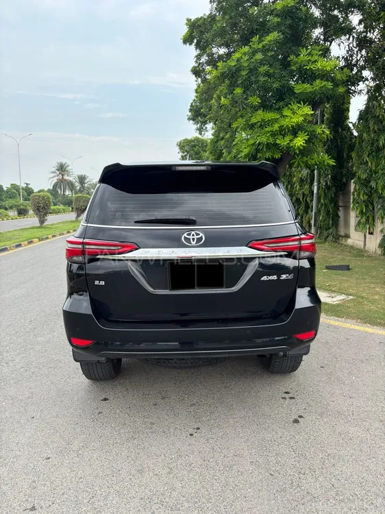 Toyota Fortuner 2022 for Sale in Lahore Image-1