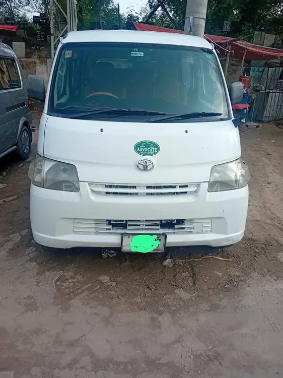 Toyota Town Ace 2010 for Sale in Gujranwala Image-1