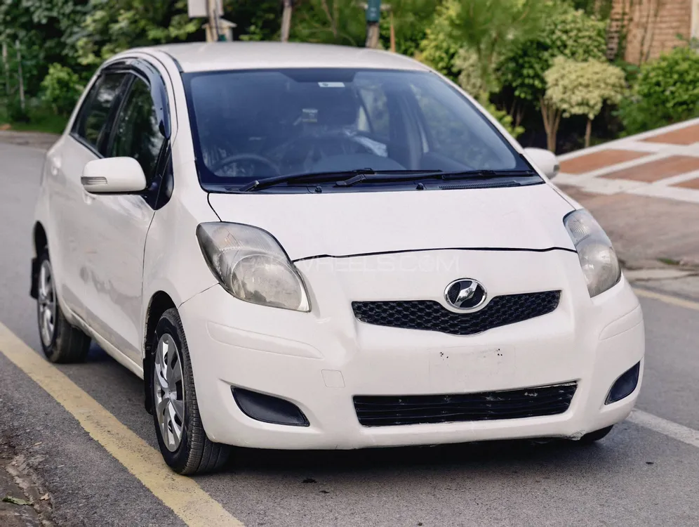 Toyota Vitz 2008 for Sale in Peshawar Image-1