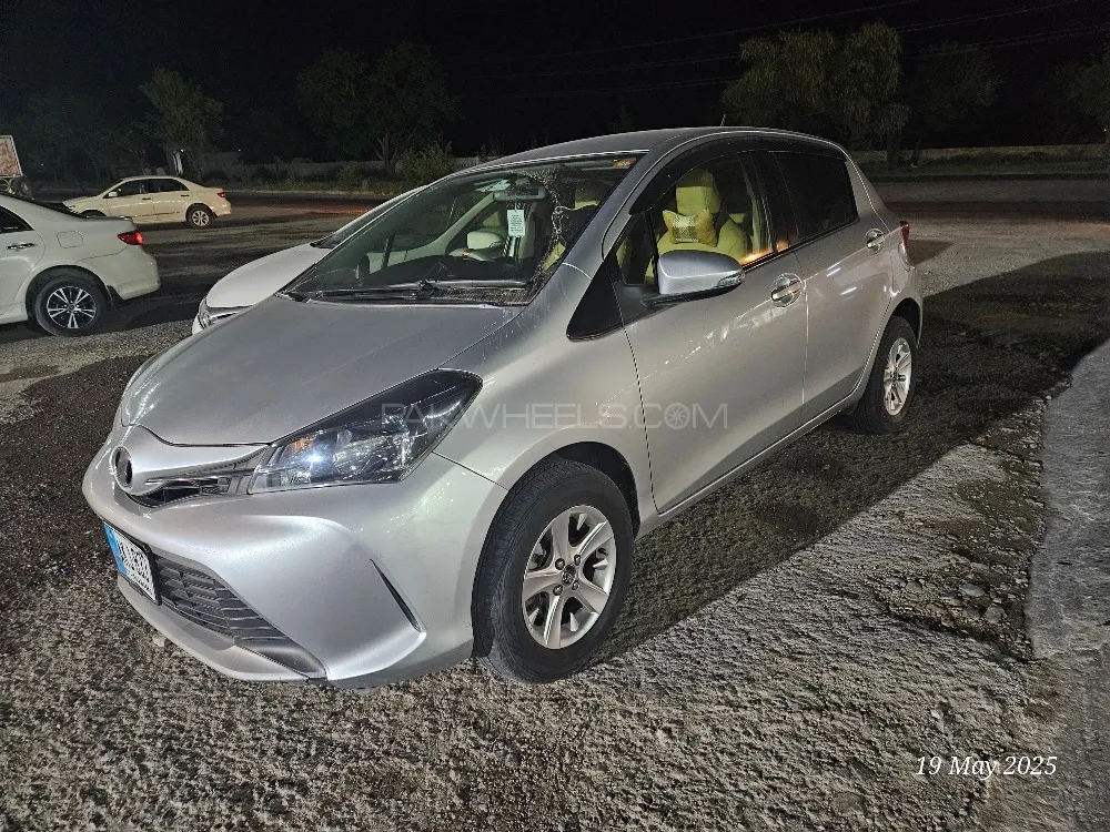 Toyota Vitz 2015 for Sale in Rawalpindi Image-1