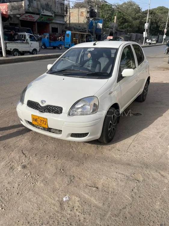 Toyota Vitz 2003 for Sale in Karachi Image-1