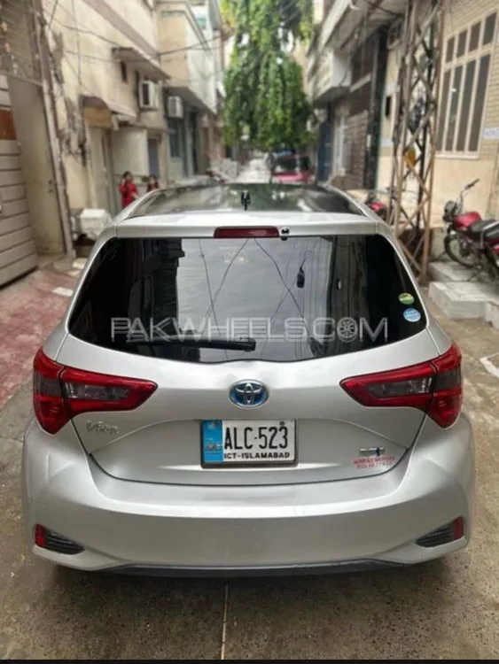 Toyota Vitz 2017 for Sale in Faisalabad Image-1