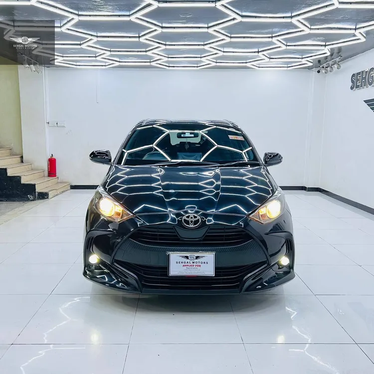 Toyota Yaris Hatchback 2021 for Sale in Islamabad Image-1