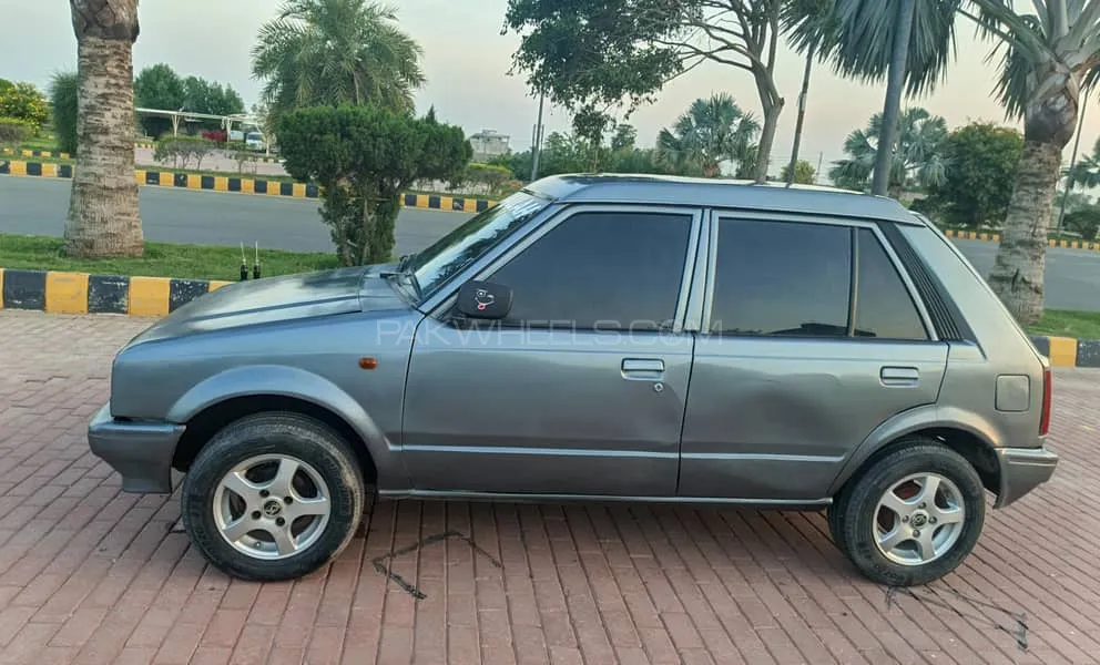 Daihatsu Charade 1984 for Sale in Multan Image-1