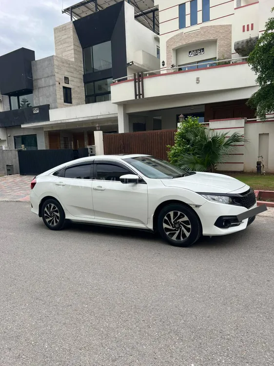 Honda Civic 2017 for Sale in Islamabad Image-1