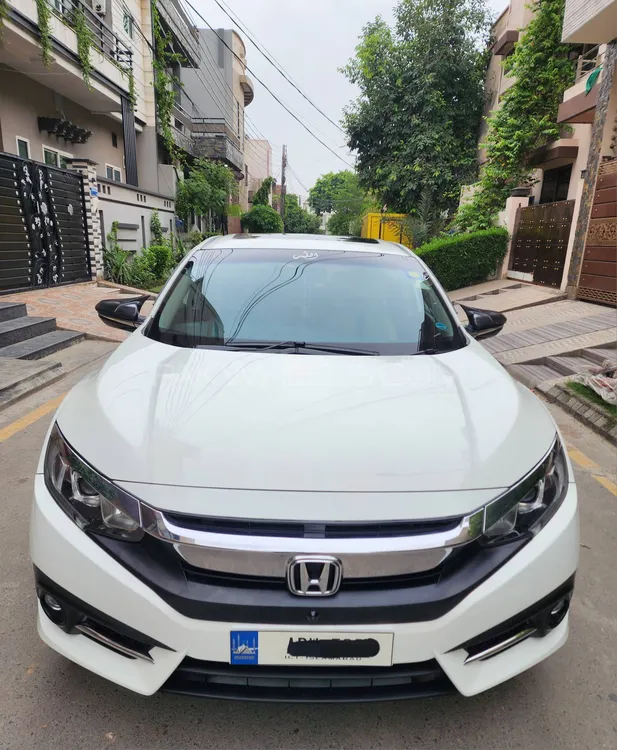 Honda Civic 2016 for Sale in Faisalabad Image-1