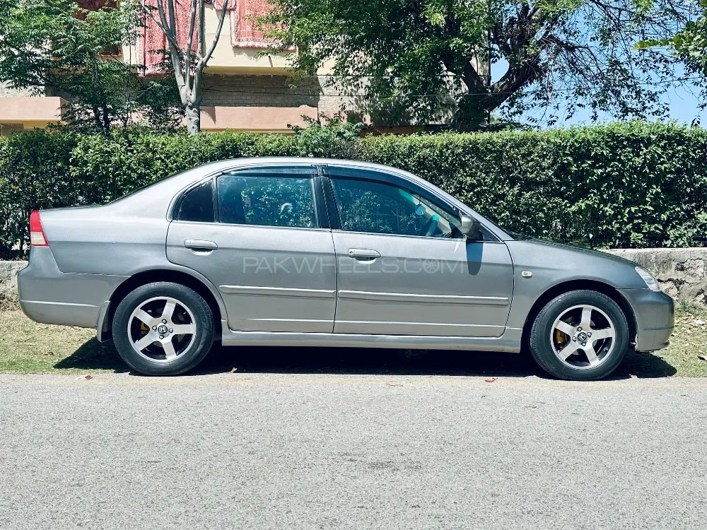Honda Civic 2004 for Sale in Attock Image-1