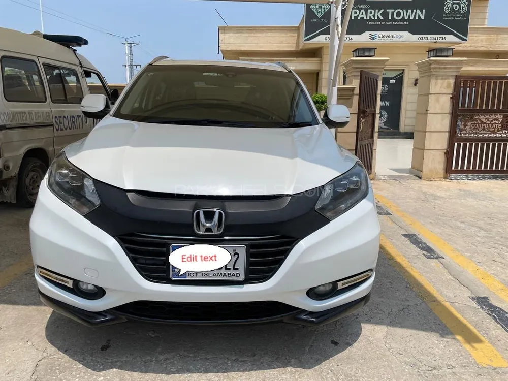 Honda Vezel 2013 for Sale in Islamabad Image-1