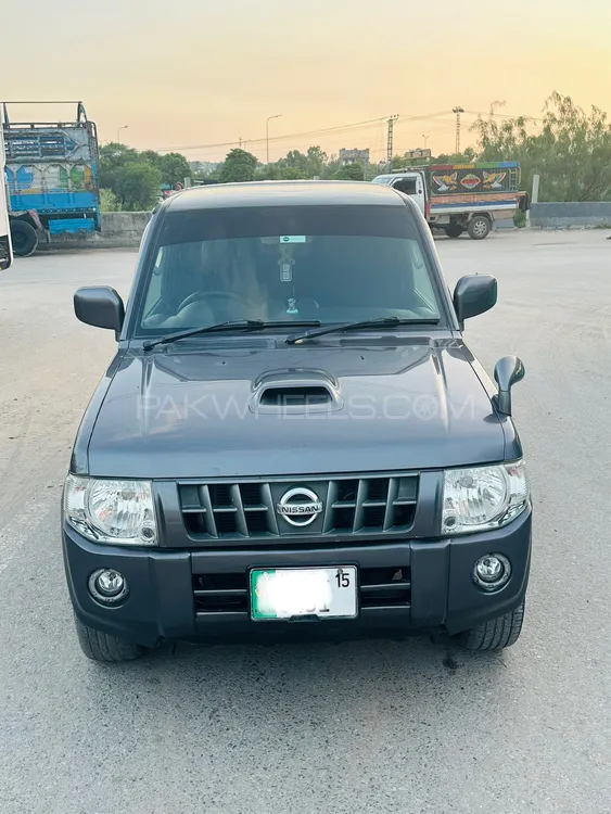 Nissan Kix 2009 for Sale in Islamabad Image-1