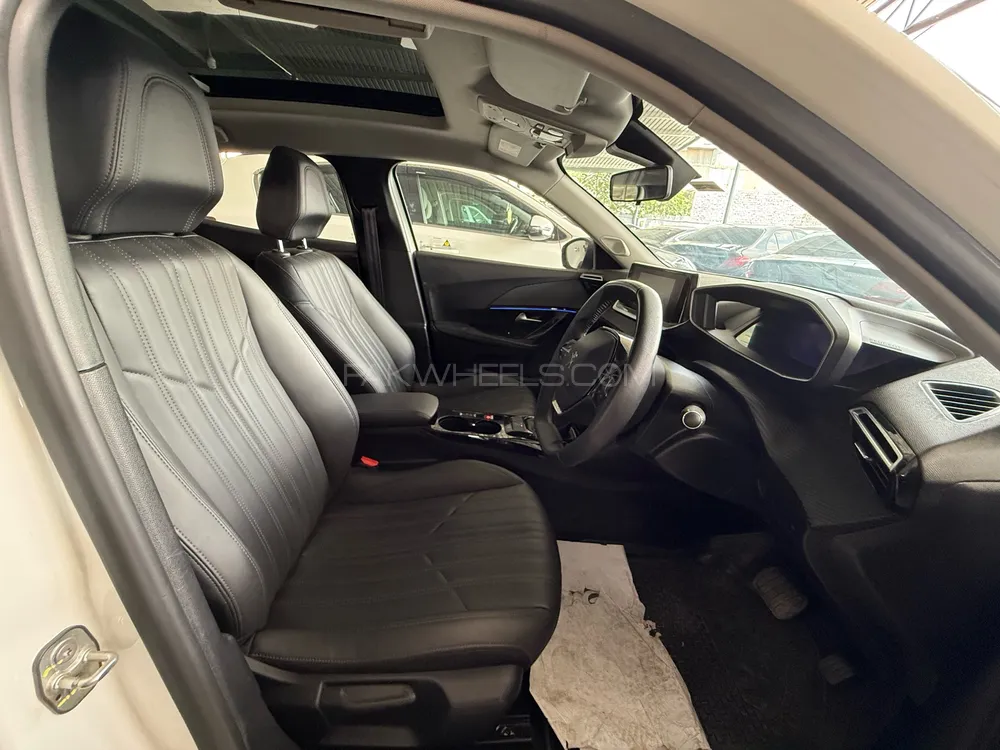 Peugeot 2008 2023 for Sale in Islamabad Peugeot 2008 2023 for Sale in Islamabad Image-7
