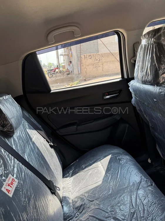 Suzuki Swift 2022 for Sale in Okara Suzuki Swift 2022 for Sale in Okara Image-12