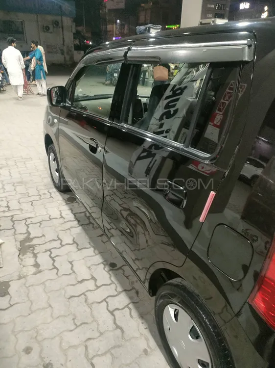 Suzuki Wagon R 2017 for Sale in Lahore Image-1