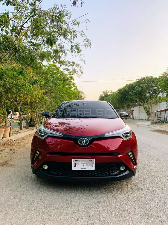 Toyota C-HR 2017 for Sale in Karachi Image-1