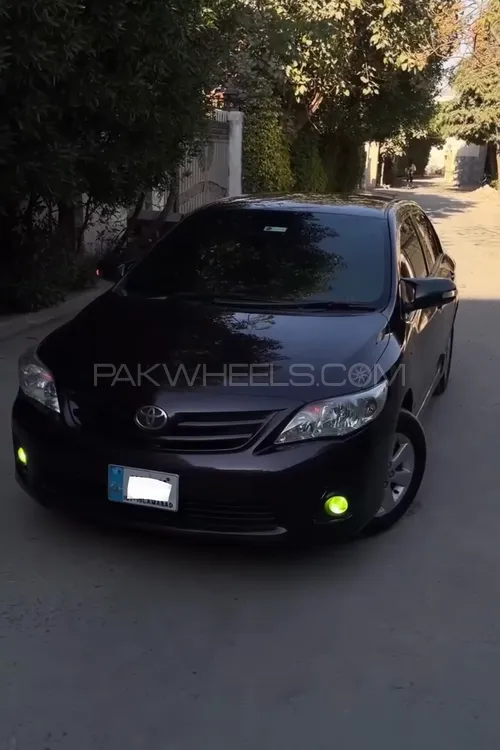 Toyota Corolla 2012 for Sale in Faisalabad Image-1