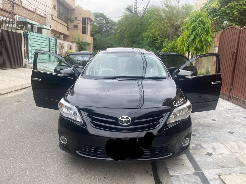 Toyota Corolla 2012 for Sale in Lahore Image-1