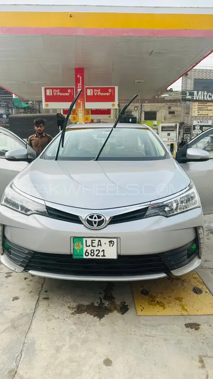 Toyota Corolla 2018 for Sale in Lahore Image-1