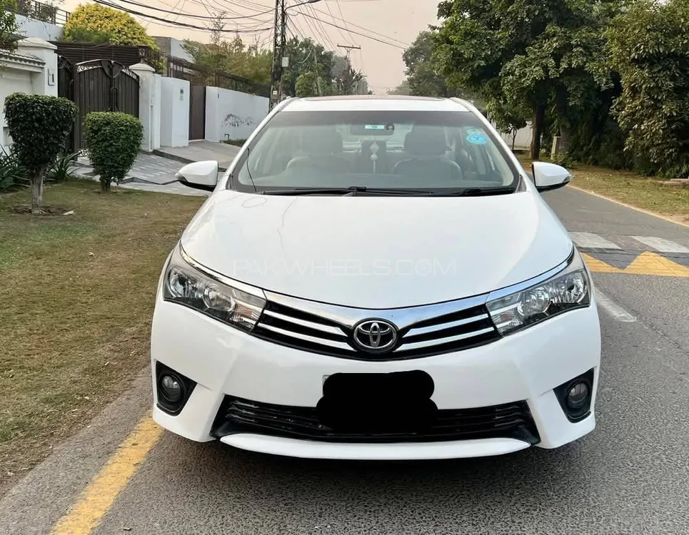 Toyota Corolla 2016 for Sale in Islamabad Image-1