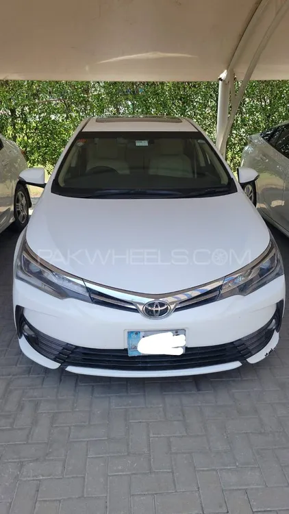 Toyota Corolla 2018 for Sale in Faisalabad Image-1