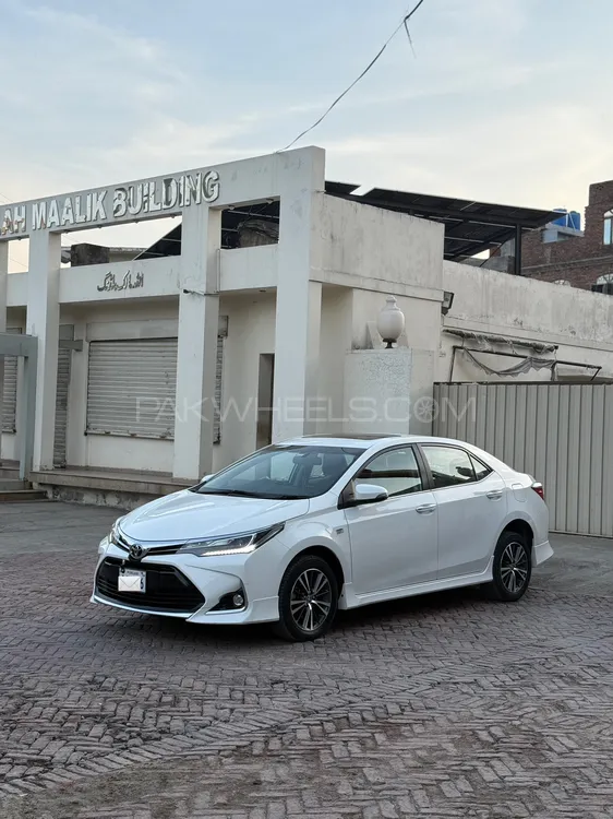 Toyota Corolla 2022 for Sale in Lahore Image-1