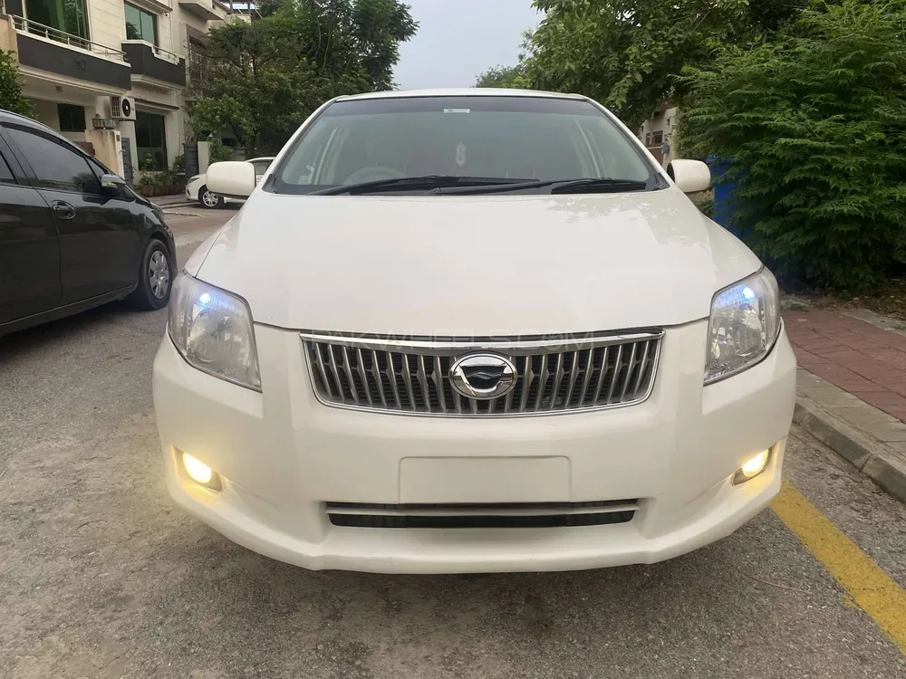 Toyota Corolla Axio 2007 for Sale in Islamabad Image-1
