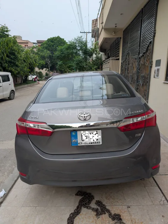 Toyota Corolla 2014 for Sale in Lahore Image-1