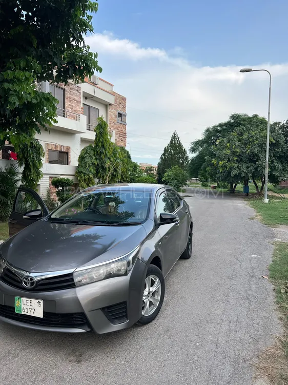 Toyota Corolla 2015 for Sale in Gujranwala Toyota Corolla 2015 for Sale in Gujranwala Image-6