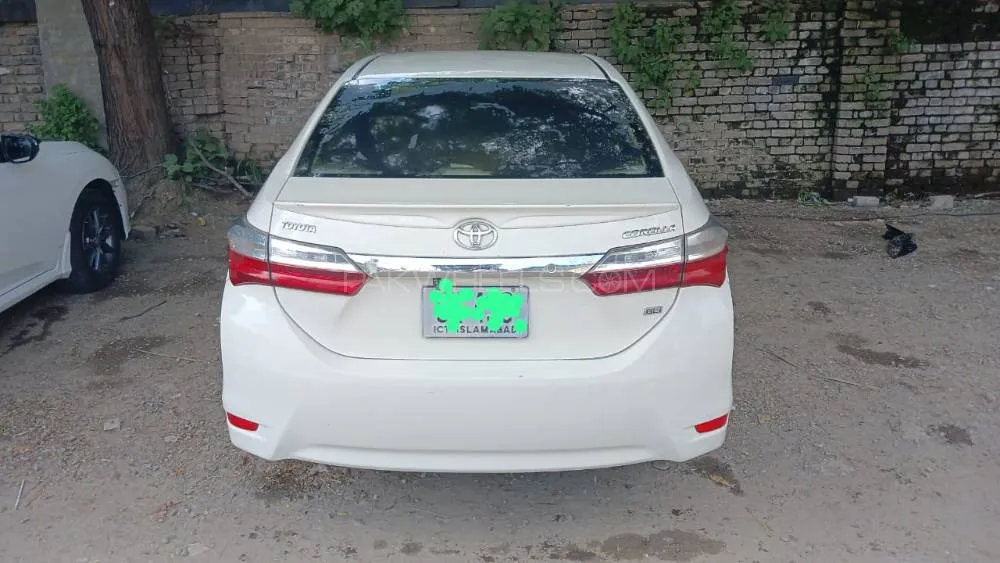 Toyota Corolla 2016 for Sale in Islamabad Image-1