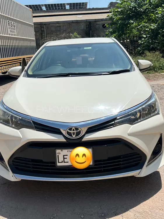 Toyota Corolla 2017 for Sale in Gujrat Image-1