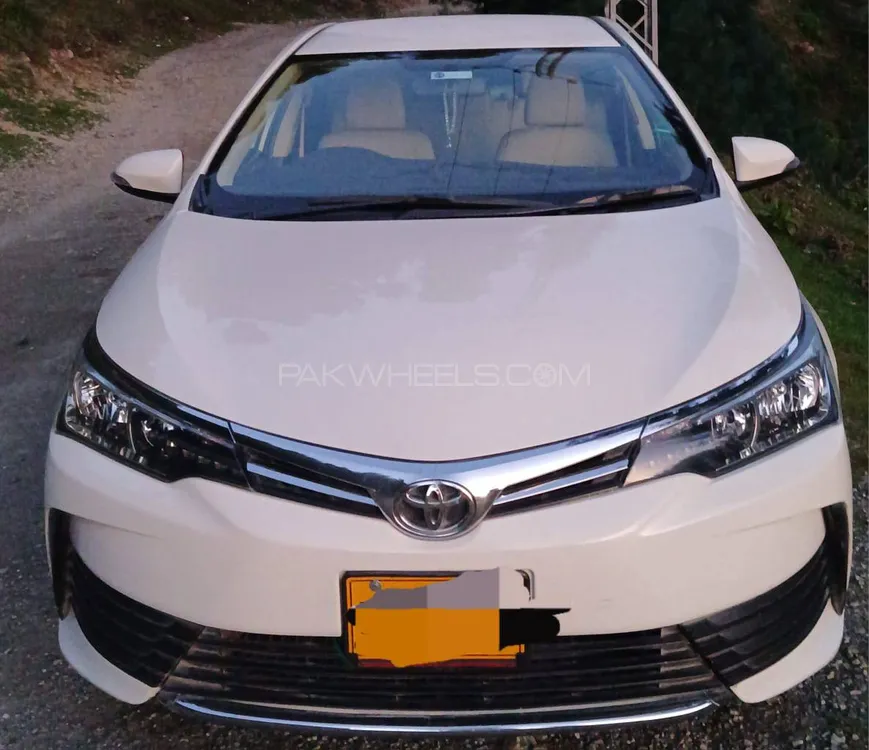 Toyota Corolla 2018 for Sale in Islamabad Image-1