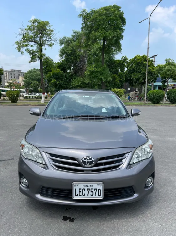 Toyota Corolla 2013 for Sale in Lahore Image-1