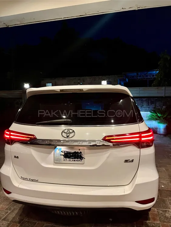 Toyota Fortuner 2018 for Sale in Islamabad Image-1