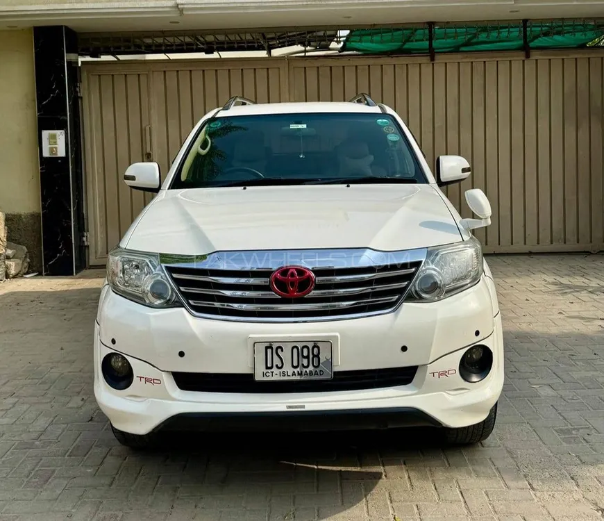 Toyota Fortuner 2015 for Sale in Bahawalpur Image-1