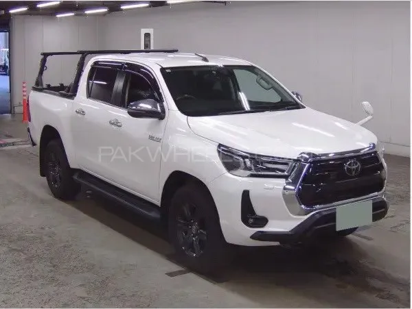 Toyota Hilux 2021 for Sale in Islamabad Image-1