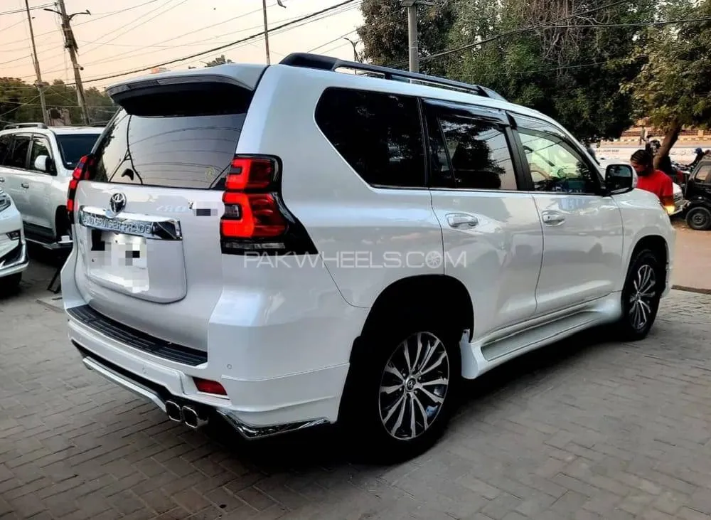 Toyota Prado 2009 for Sale in Lahore Image-1