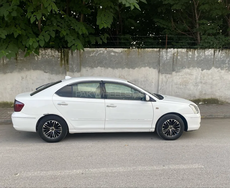 Toyota Premio 2003 for Sale in Islamabad Image-1