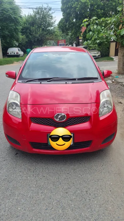 Toyota Vitz 2010 for Sale in Lahore Image-1