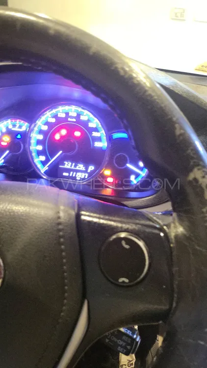 Toyota Yaris Sedan 2020 for Sale in Lahore Image-1