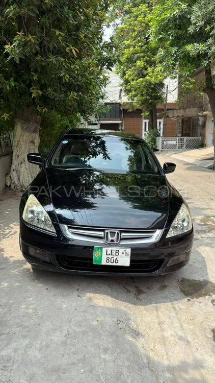 Honda Accord 2005 for Sale in Faisalabad Image-1